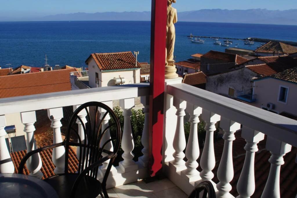 Ueber Den Daechern Von Koroni Exteriér fotografie